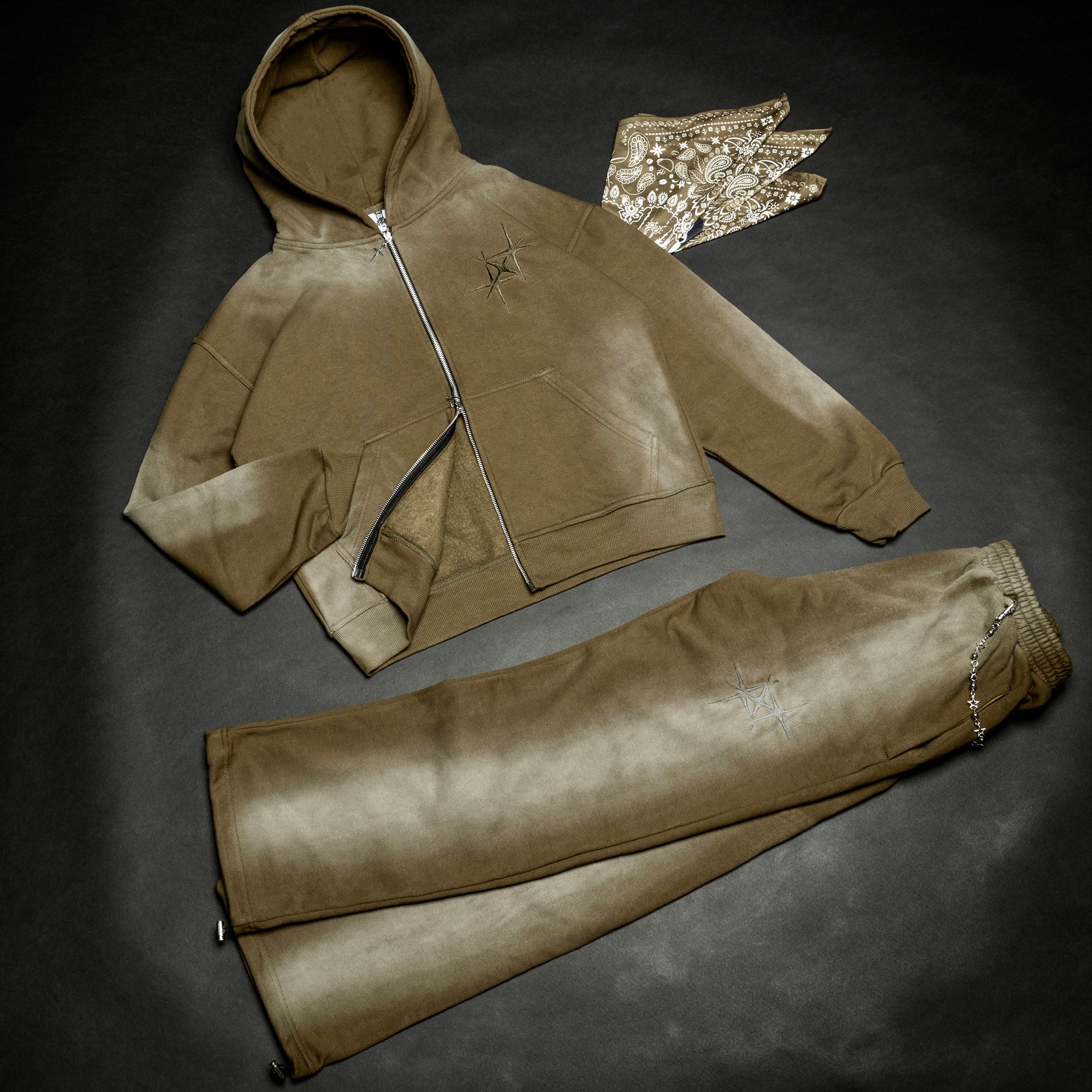 ETERNAL MILITARY ZIP HOODIE