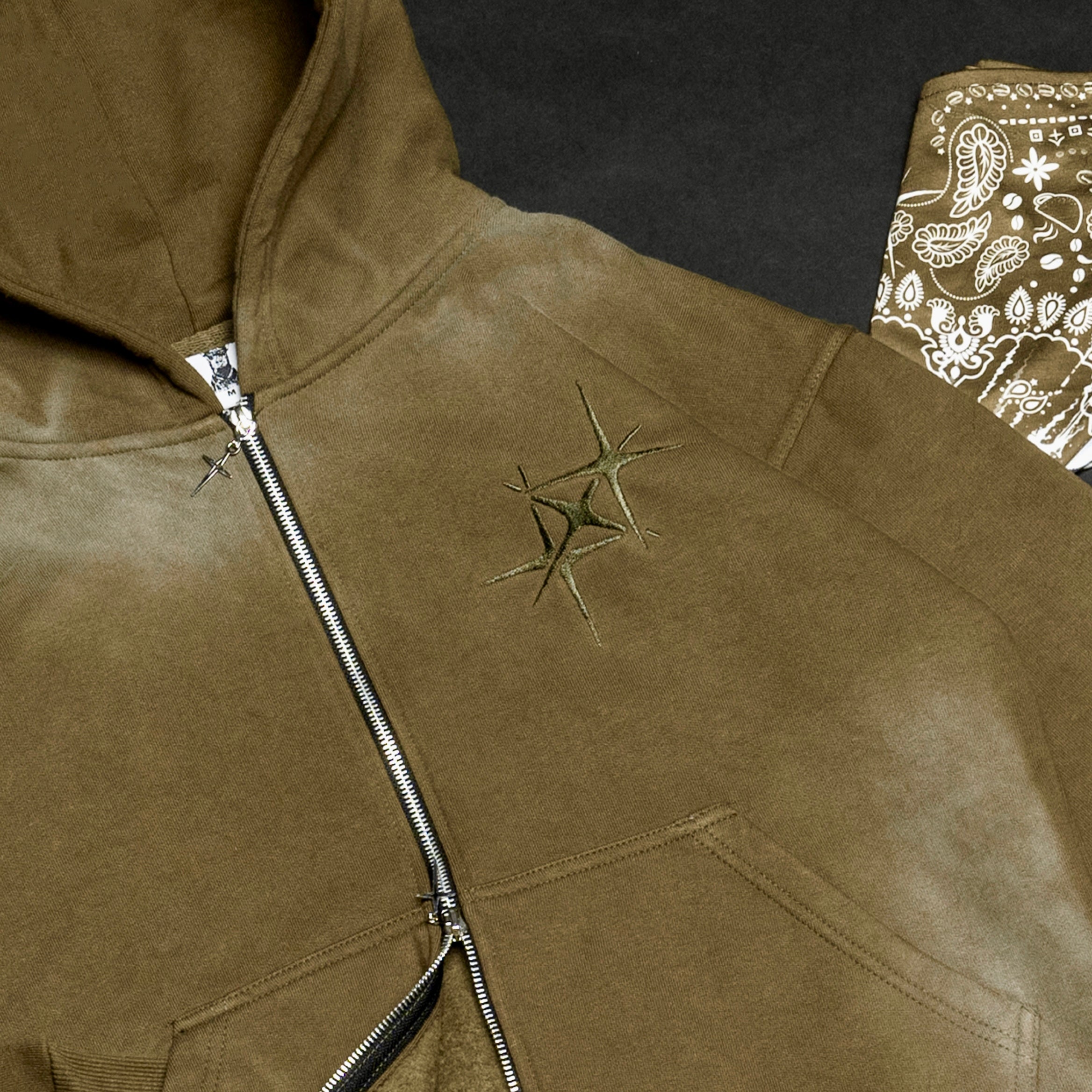 ETERNAL MILITARY ZIP HOODIE