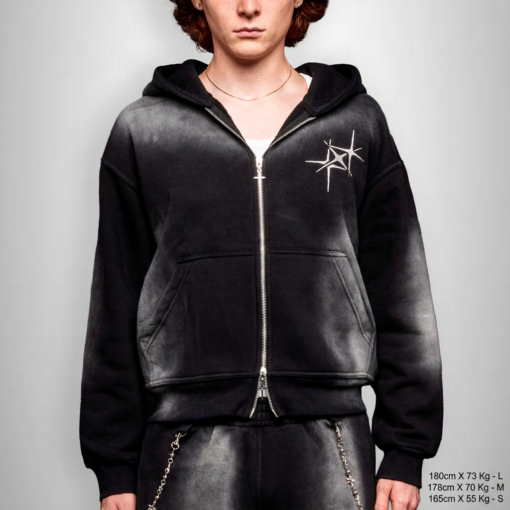 ETERNAL BLACK ZIP HOODIE con misure piccole in basso a destra